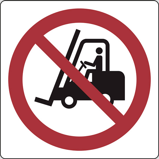 (vietato l’accesso ai carrelli elevatori e altri veicoli industriali – no access for forklift trucks and other industrial vehicles)