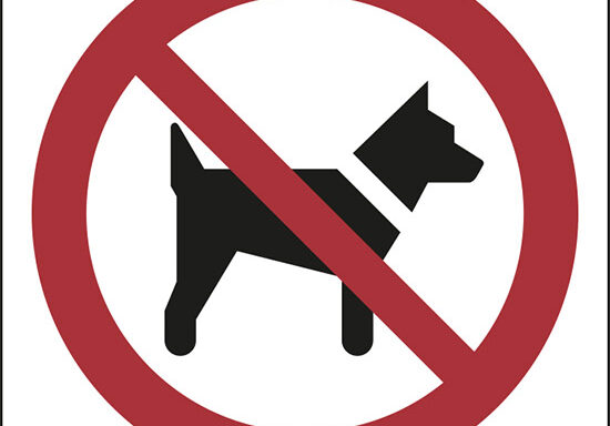 (vietato l’accesso ai cani – no dogs)