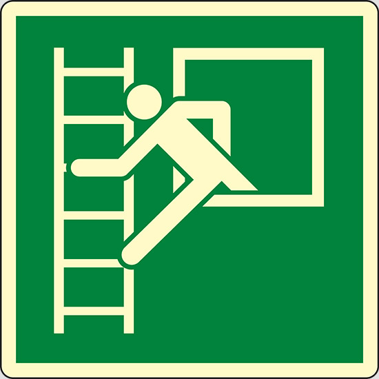 (finestra di emergenza con scala – emergency window with escape ladder)
