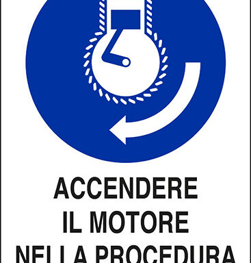 ACCENDERE IL MOTORE NELLA PROCEDURA DI LANCIO IN MARE
