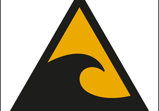 (attenzione; zona pericolo Tsunami – warning; Tsunami hazard zone)